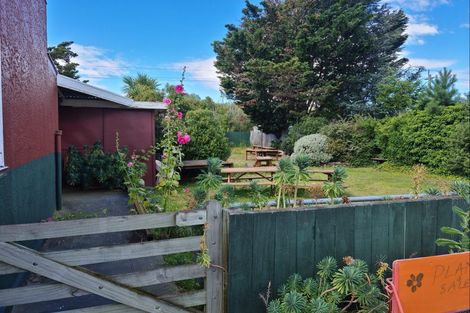 Photo of property in 12 Bledisloe Street, Kurow, 9435