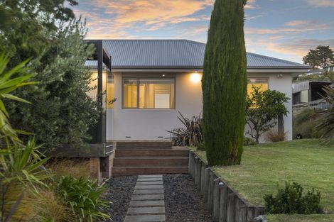 Photo of property in 333 Worsleys Road, Cracroft, Christchurch, 8022