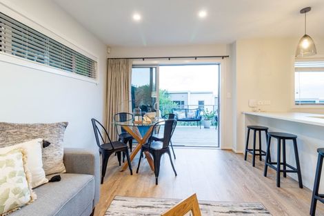 Photo of property in 1/19 Ruakiwi Road, Hamilton Lake, Hamilton, 3204