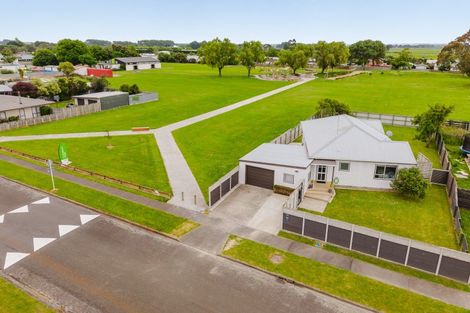 Photo of property in 73 Herbert Avenue, Cloverlea, Palmerston North, 4412
