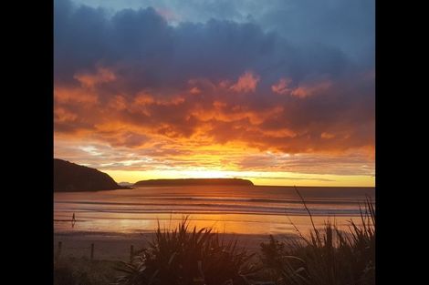 Photo of property in 7-9 Toms Road, Titahi Bay, Porirua, 5022