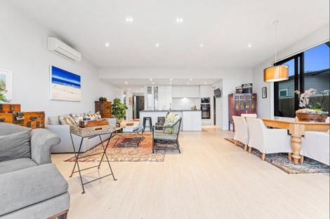 Photo of property in 64 Taumata Road, Omaha, 0986