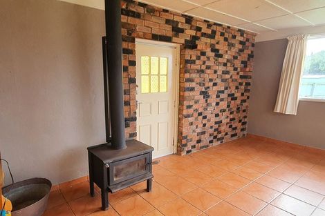 Photo of property in 14 Parsonage Road, Waimate, 7924