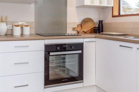 Photo of property in 2/78 Solomon Avenue, Redwood, Christchurch, 8051