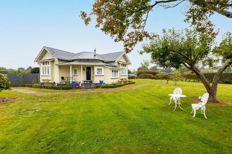 Photo of property in 9 Consitt Street, Takapau, 4203