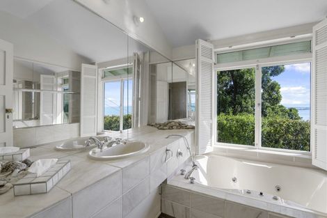 Photo of property in 3 Scarborough Road, Scarborough, Christchurch, 8081