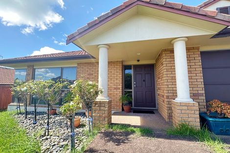 Photo of property in 12 Craigavon Drive, East Tamaki, Auckland, 2013