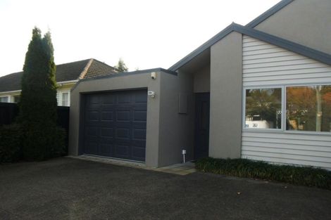 Photo of property in 1/2 Hamilton Avenue, Ilam, Christchurch, 8041