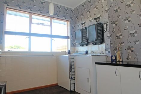 Photo of property in 116 Perth Street, Holmes Hill, Oamaru, 9401
