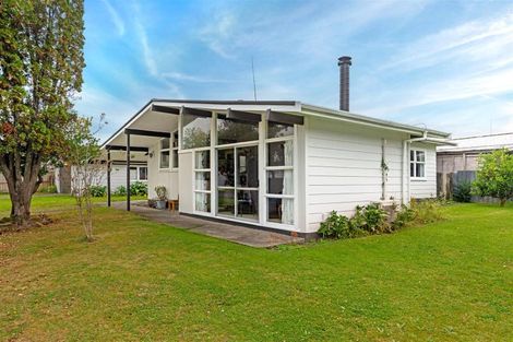 Photo of property in 1 Donna Street, Outer Kaiti, Gisborne, 4010