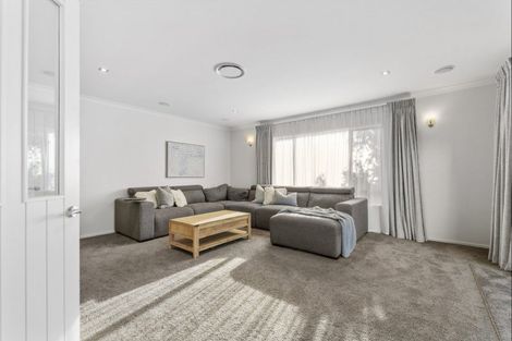 Photo of property in 10 Koro Mews, Papamoa Beach, Papamoa, 3118