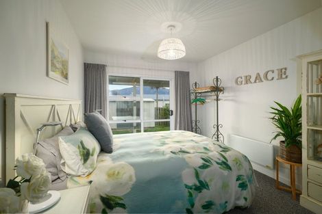 Photo of property in 3 Takahanga Terrace, Kaikoura, 7300