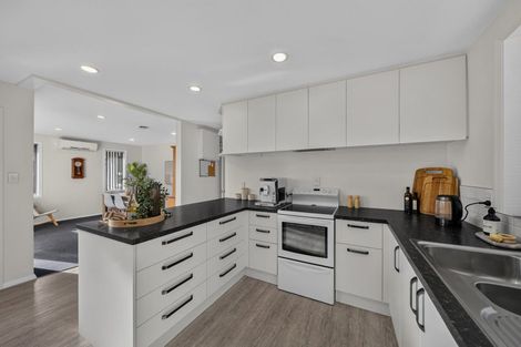 Photo of property in 16 Crosby Street, Mairehau, Christchurch, 8013