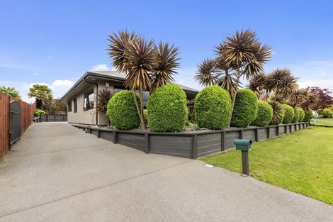 Photo of property in 23 Heaphy Place, Pukehangi, Rotorua, 3015