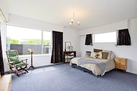 Photo of property in 787 Queens Drive, Waikiwi, Invercargill, 9810