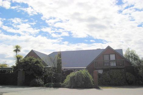 Photo of property in 2 Main North Road, Woodend, 7610