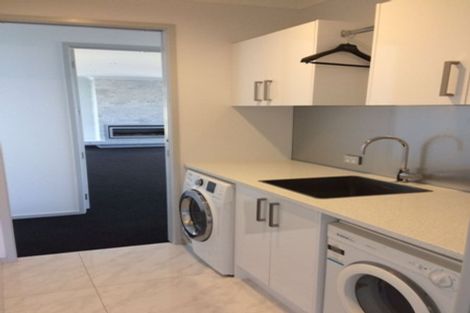 Photo of property in 18 Milano Boulevard, Karaka, Papakura, 2113