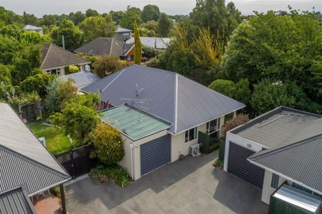 Photo of property in 3/215 Wairakei Road, Bryndwr, Christchurch, 8053