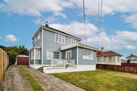 Photo of property in 68 Churton Crescent, Taita, Lower Hutt, 5011