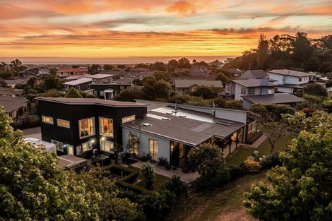 Photo of property in 12 Cotswolds Close, Otamatea, Whanganui, 4500