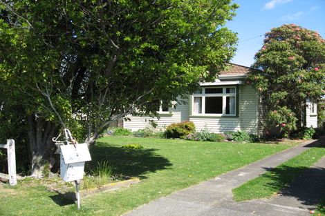 Photo of property in 30 Birdwood Road, Waterloo, Lower Hutt, 5011