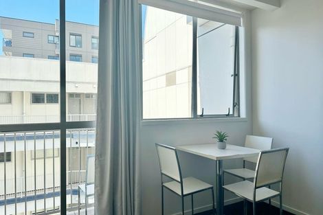 Photo of property in 10/11 Kingsway Avenue, Sandringham, Auckland, 1025