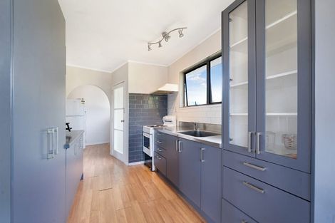 Photo of property in 381 Triangle Road, Henderson, Auckland, 0610