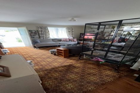 Photo of property in 37 Puriri Street, Helensville, 0800