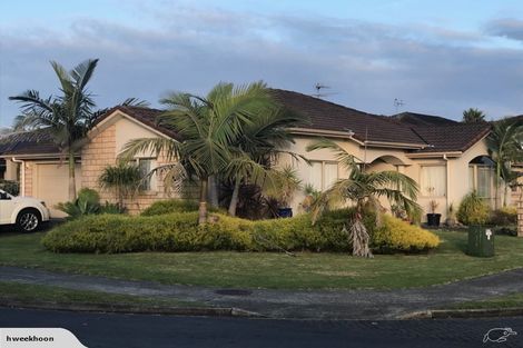 Photo of property in 19 Walter Haddrell Crescent, Flat Bush, Auckland, 2016