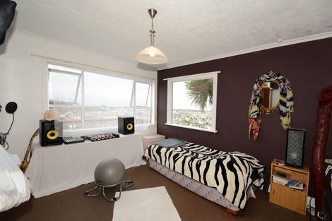 Photo of property in 84 Moana Crescent, Musselburgh, Dunedin, 9013