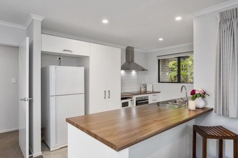 Photo of property in 12 Winspear Place, Omokoroa, 3114