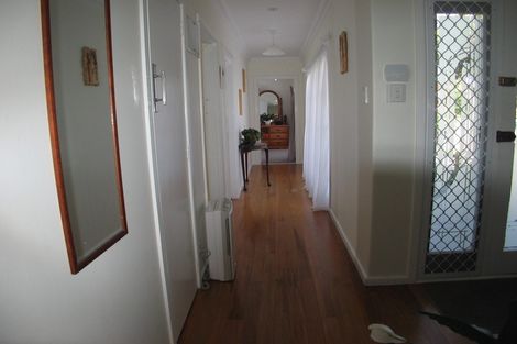 Photo of property in 516 Te Atatu Road, Te Atatu Peninsula, Auckland, 0610