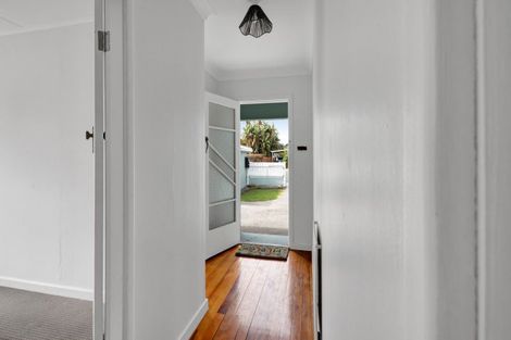 Photo of property in 19a Grey Street, Waitara, 4320