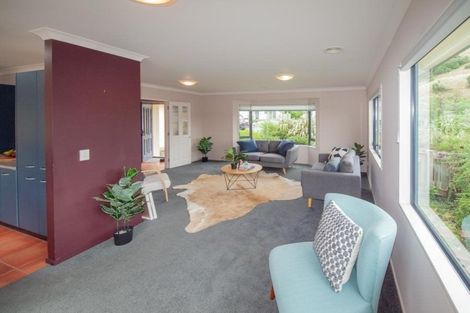 Photo of property in 15 Erlestoke Crescent, Churton Park, Wellington, 6037