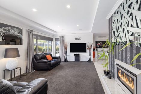 Photo of property in 250 Mairehau Road, Burwood, Christchurch, 8083