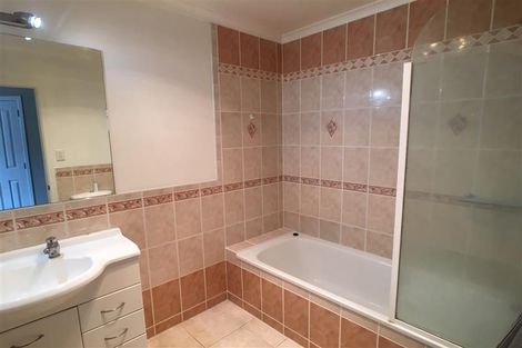 Photo of property in 8 Wando Lane, East Tamaki, Auckland, 2013