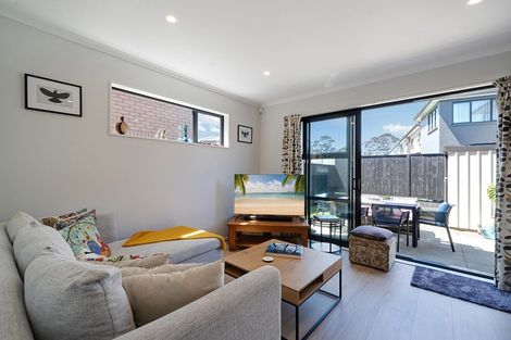 Photo of property in 45 O'meara Street, Swanson, Auckland, 0614