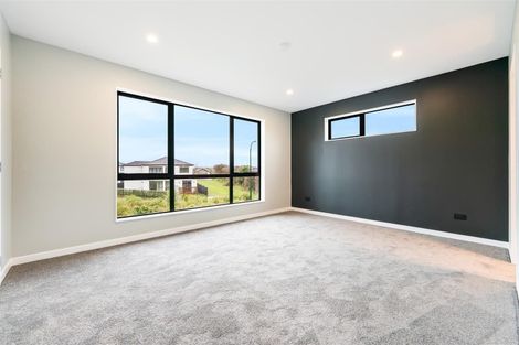 Photo of property in 18 Francesco Drive, Karaka, Papakura, 2113