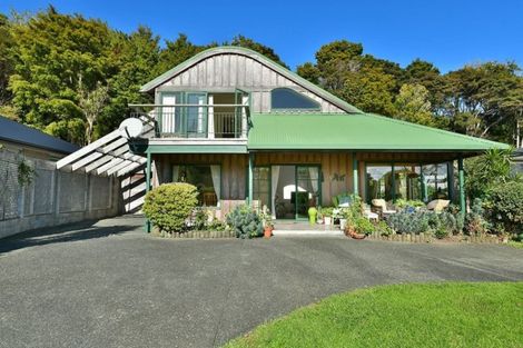 Photo of property in 24 Kanuka Road, Sandspit, Warkworth, 0982