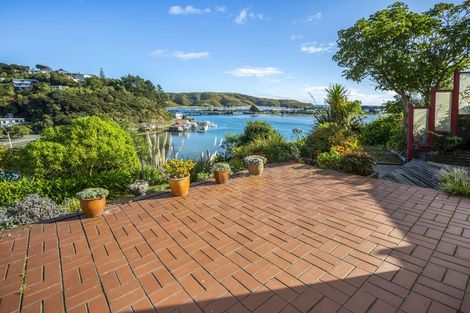 Photo of property in 53a Bayview Road, Paremata, Porirua, 5024