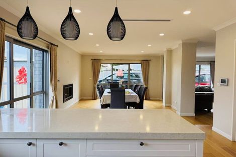 Photo of property in 39d Point View Drive, East Tamaki Heights, Auckland, 2016