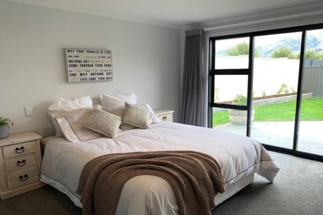 Photo of property in 4 Caledonian Place, Cromwell, 9310