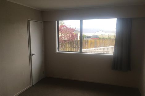 Photo of property in 13 Kern Place, Manurewa, Auckland, 2102