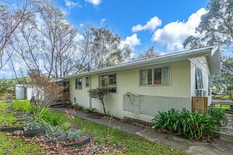 Photo of property in 83 Ridge Road North, Mangatainoka, Pahiatua, 4982