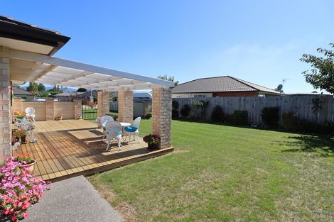 Photo of property in 4 Madison Street, Carterton, 5713