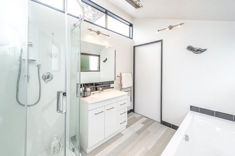 Photo of property in 4b Bristow Street, Saint Johns Hill, Whanganui, 4501