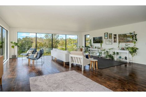 Photo of property in 31 Alderton Drive, Kerikeri, 0230