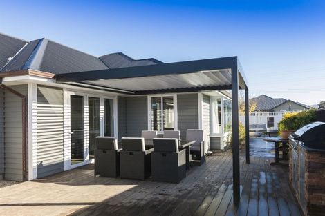 Photo of property in 17 Pimlico Place, Rangiora, 7400