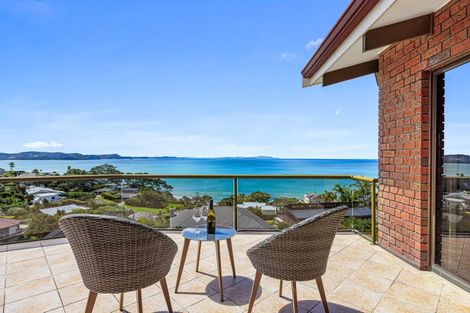 Photo of property in 8 Durness Place, Red Beach, 0932