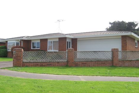 Photo of property in 34 Kakaho Drive, Tawhero, Whanganui, 4501